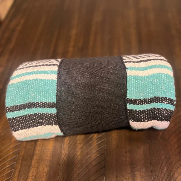 Blanket - Picture 2 of 4